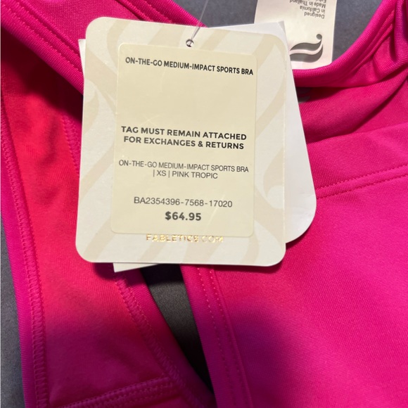 On The Go Medium Impact Sports Bra - Picture 2 of 3